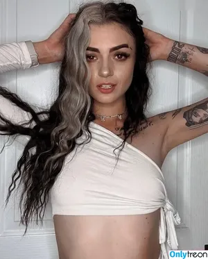  nude photo #0005