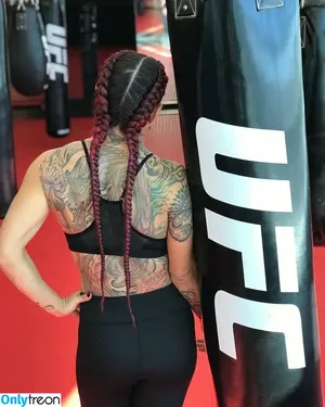 Cris Cyborg / MMA Fighter / criscyborg nude photo #0135