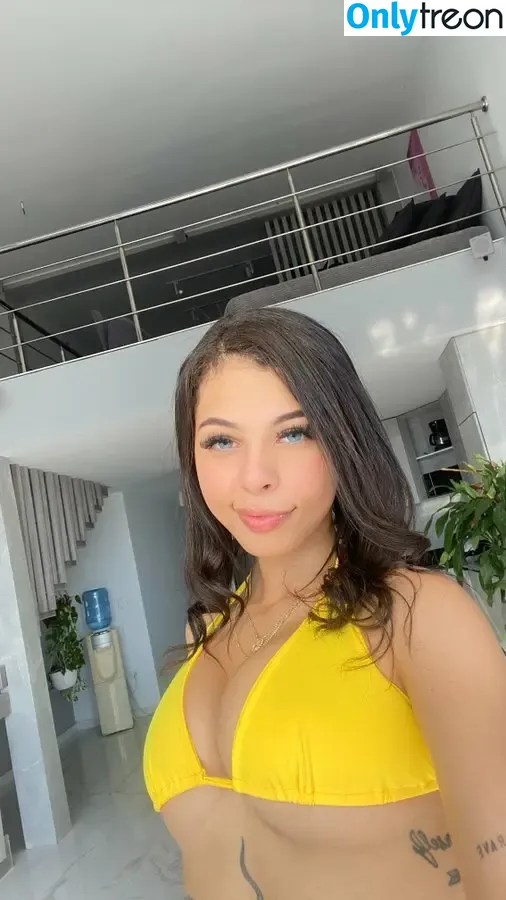cristalblisx nude photo #0014 (cristalblis / cristalbliss.x)