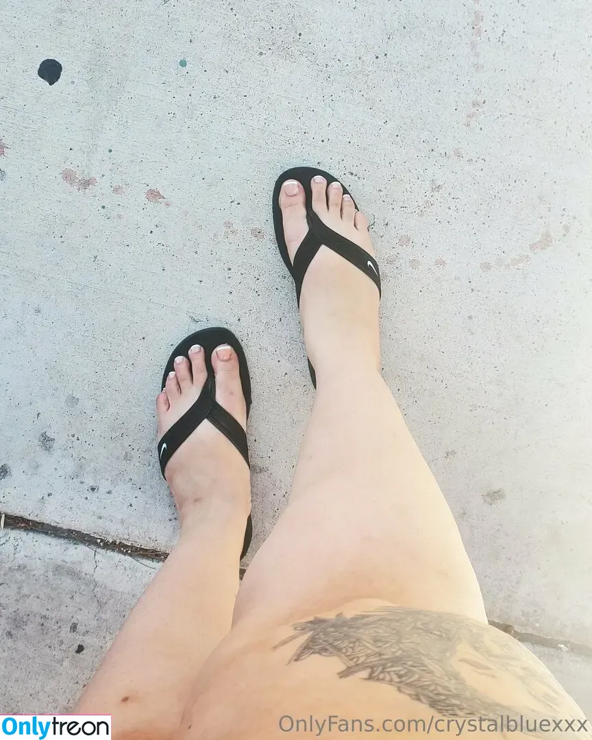 crystalbluexxx nude photo #0004 (crystalbluexxx)