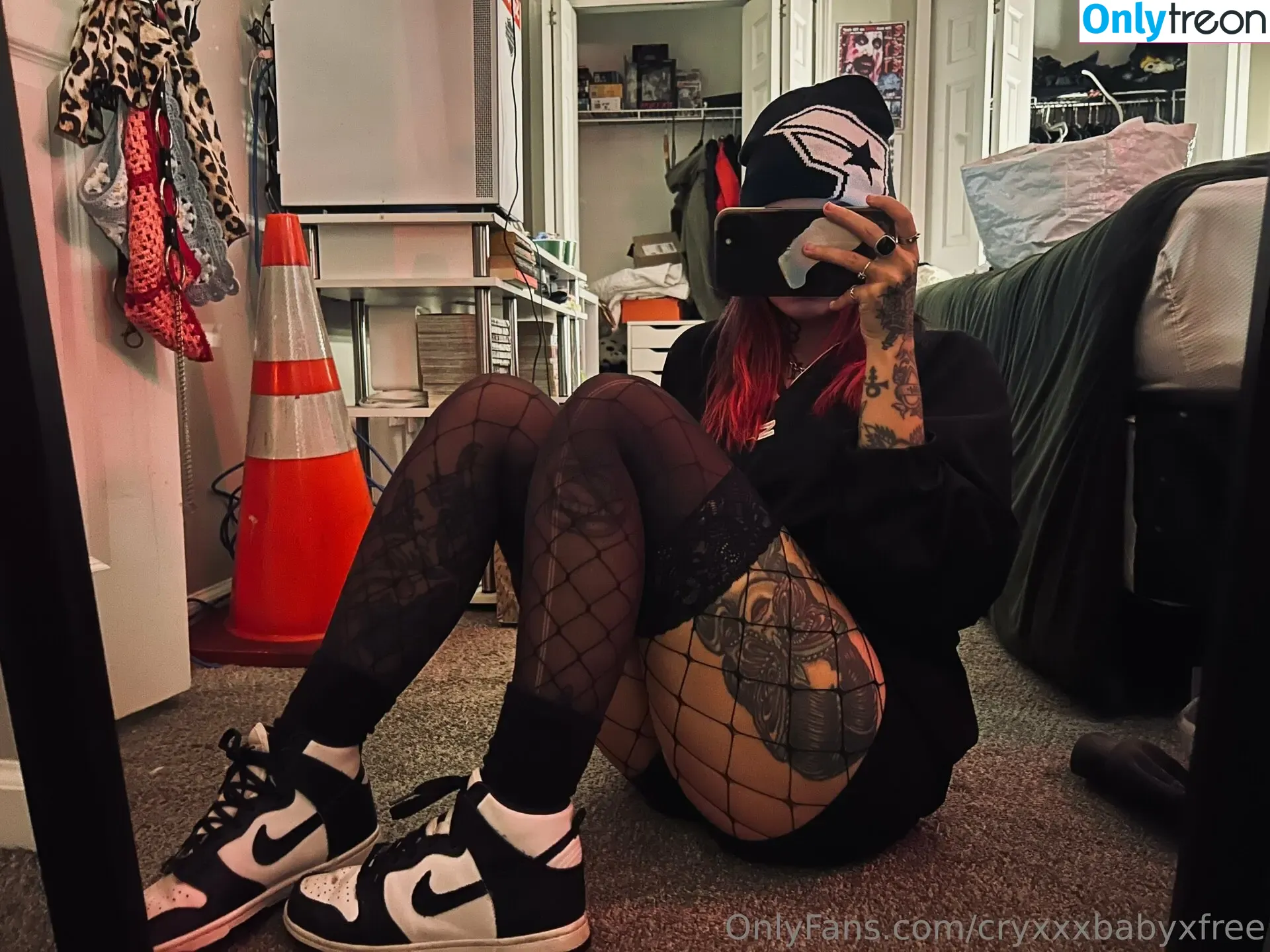 cryxxxbabyxfree nude photo #0004 (cryxxbaby)