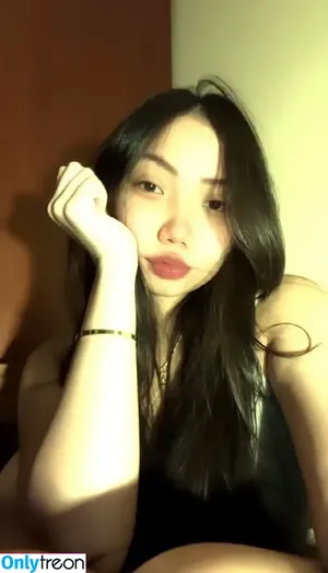  nude photo #0001