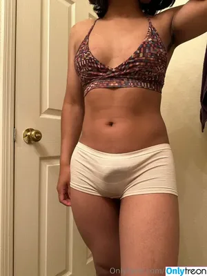  nude photo #0002