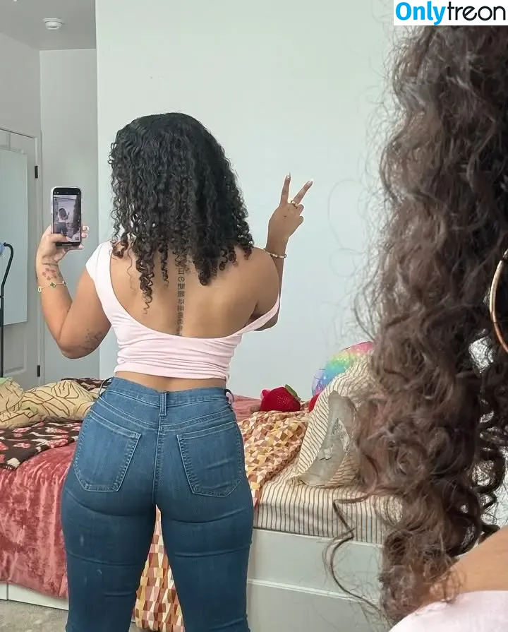 Curlybeanraver nude photo #0046 (Curlybeanraver)