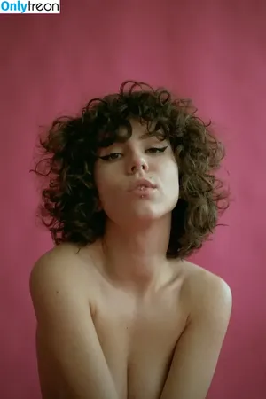 curlywiktoria / curlyvictoria / curlyyycue / wiktoria moldawiak nude photo #0010
