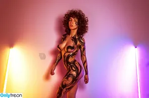 curlywiktoria / curlyvictoria / curlyyycue / wiktoria moldawiak nude photo #0041