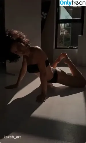 curlywiktoria / curlyvictoria / curlyyycue / wiktoria moldawiak nude photo #0088