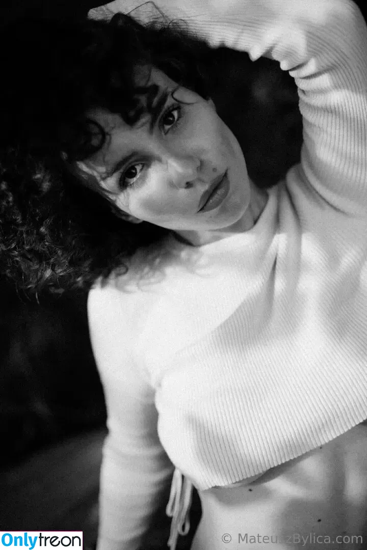 curlywiktoria nude photo #0209 (curlyvictoria / curlyyycue / wiktoria moldawiak)