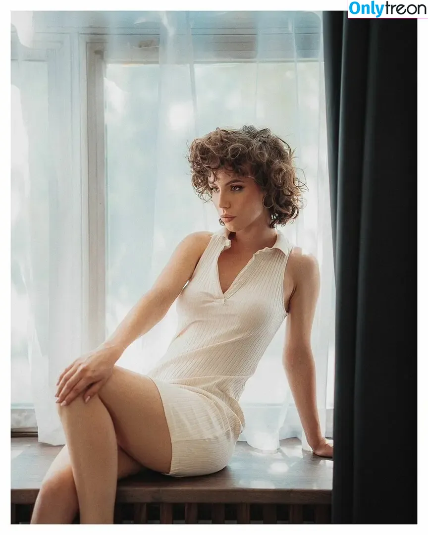 curlywiktoria nude photo #0285 (curlyvictoria / curlyyycue / wiktoria moldawiak)
