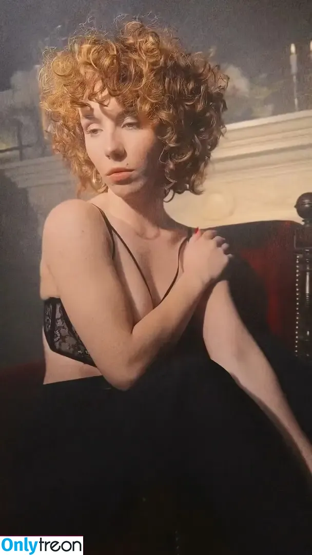 curlywiktoria nude photo #0335 (curlyvictoria / curlyyycue / wiktoria moldawiak)