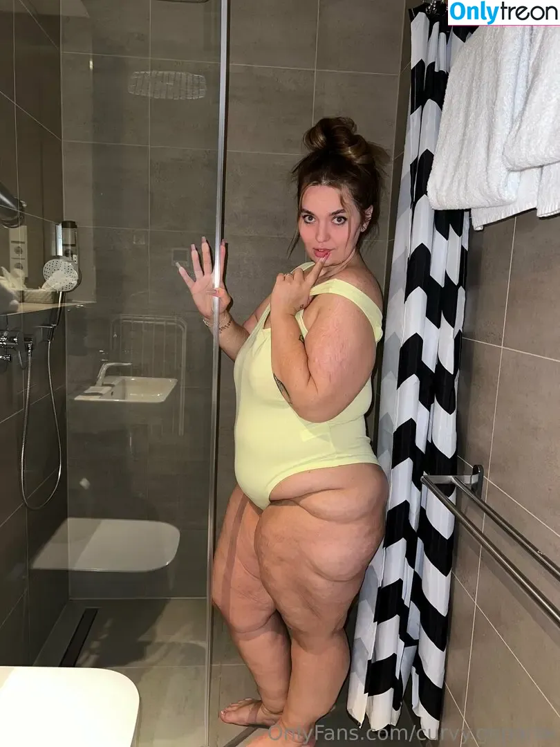 curvy.geparke nude photo #0053 (geparke)