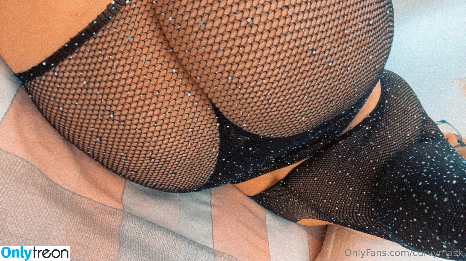 curvymask nude photo #0176 (curvymask)