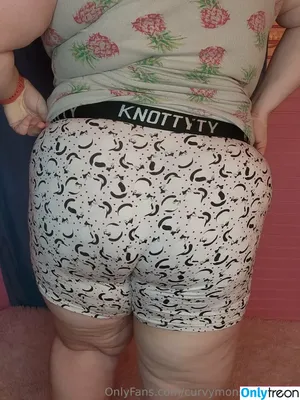 curvymonstergirlfree / freaky_litty_af nude photo #0164