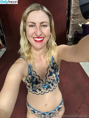  nude photo #0004