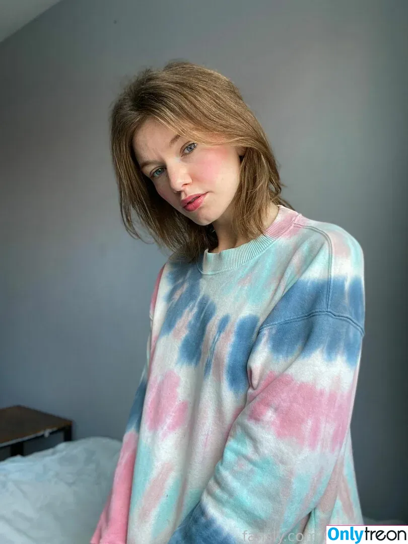 cutegiraffe nude photo #0281 (cutegiraffe6 / cutegiraffelife)
