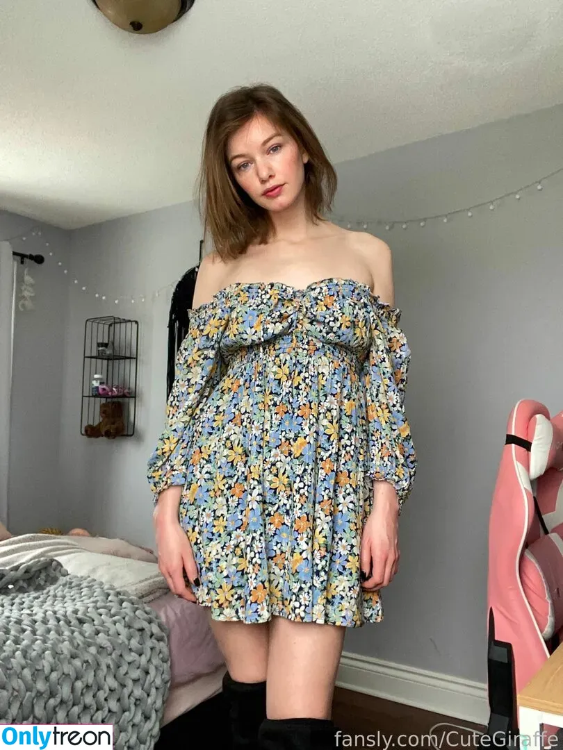 cutegiraffe nude photo #0306 (cutegiraffe6 / cutegiraffelife)