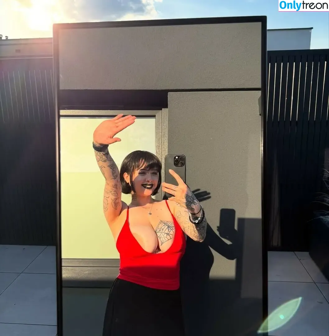 Cutejuliavictoria nude photo #0010 (Julia Victoria)