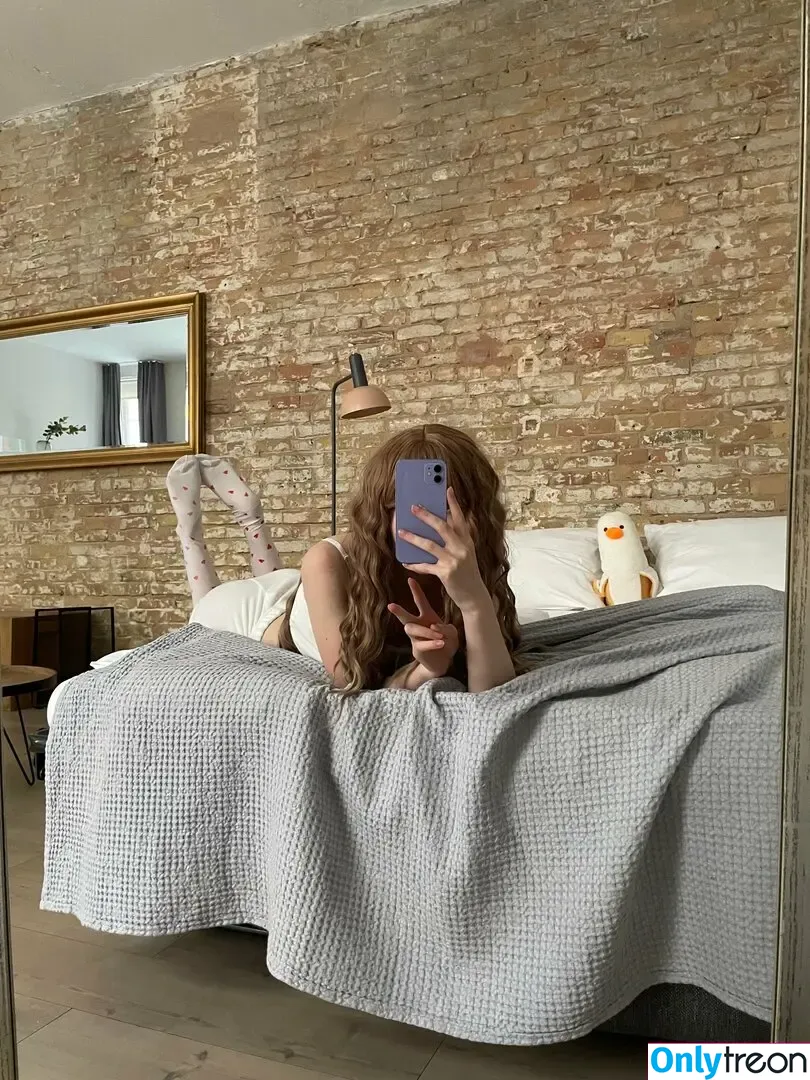 Cutelittledaisy nude photo #0007 (littledaisy)