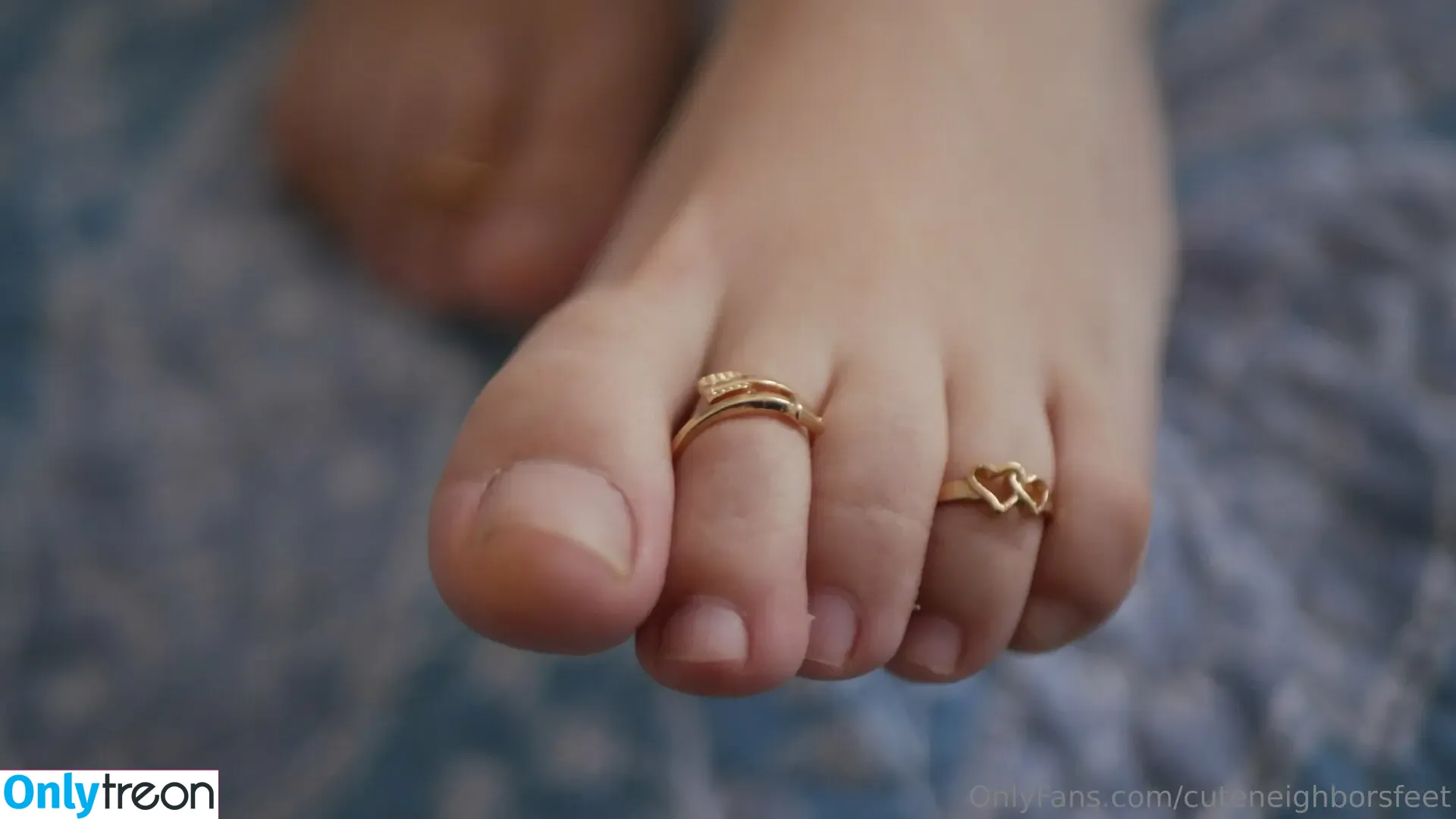 cuteneighborsfeet nude photo #0004 (_bguy)