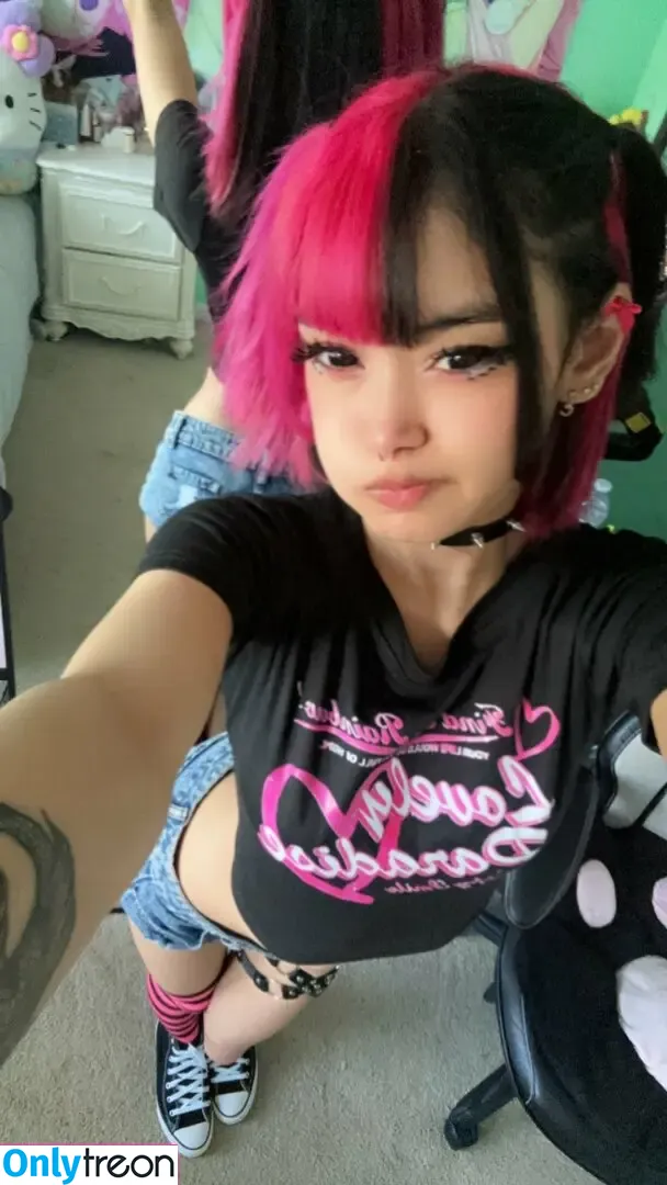 cweamche nude photo #0006 (cweamche)