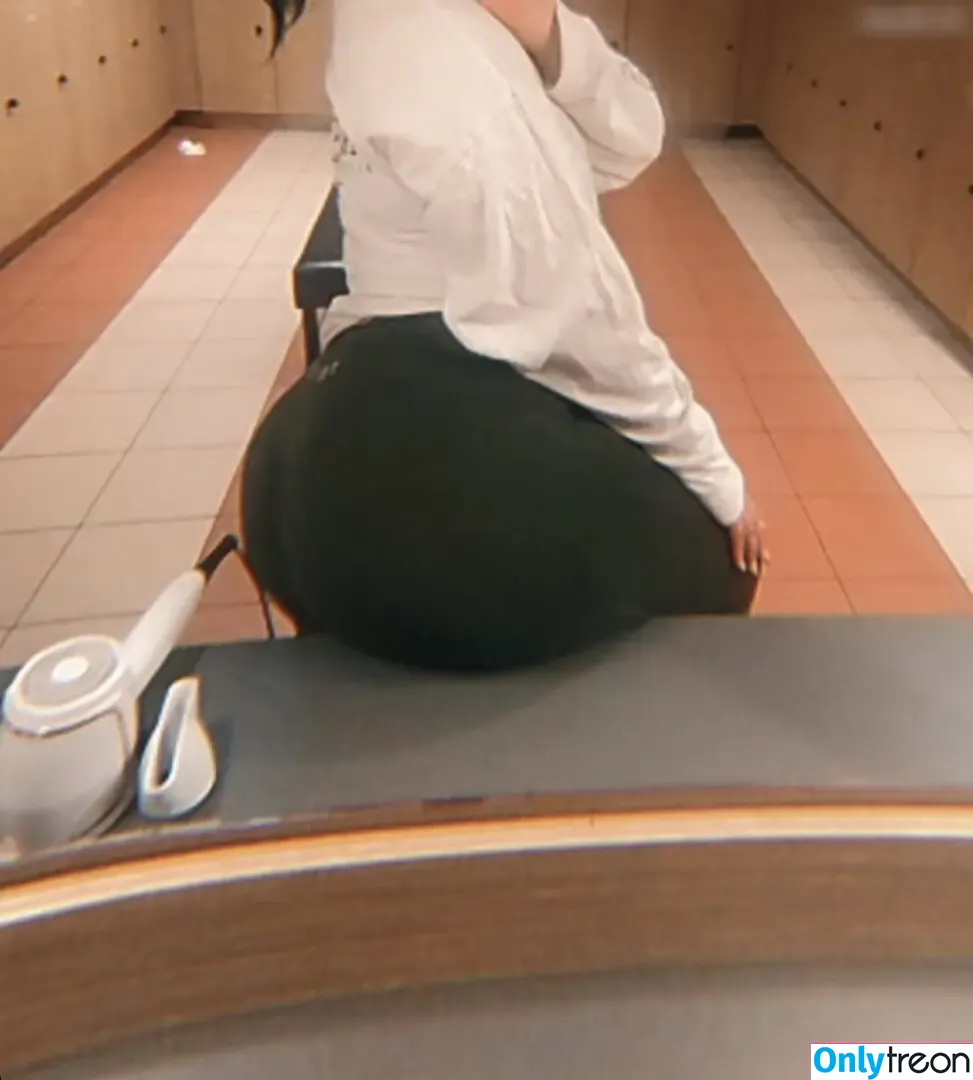 Cxmshotface nude photo #0002 (rebeccacambria_free / shitboxblondie / shitboxmommy)