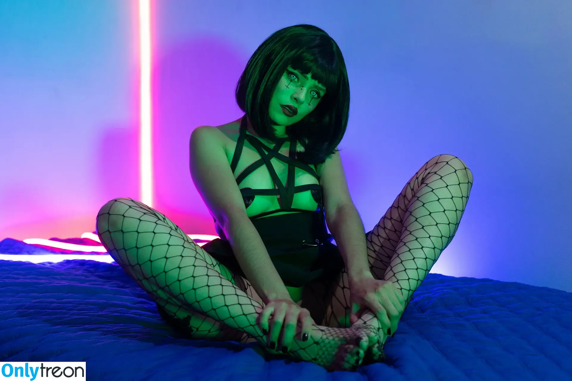 cyberpunkgirl nude photo #0027 (Alessa Goreng / cyberpunk_girls)