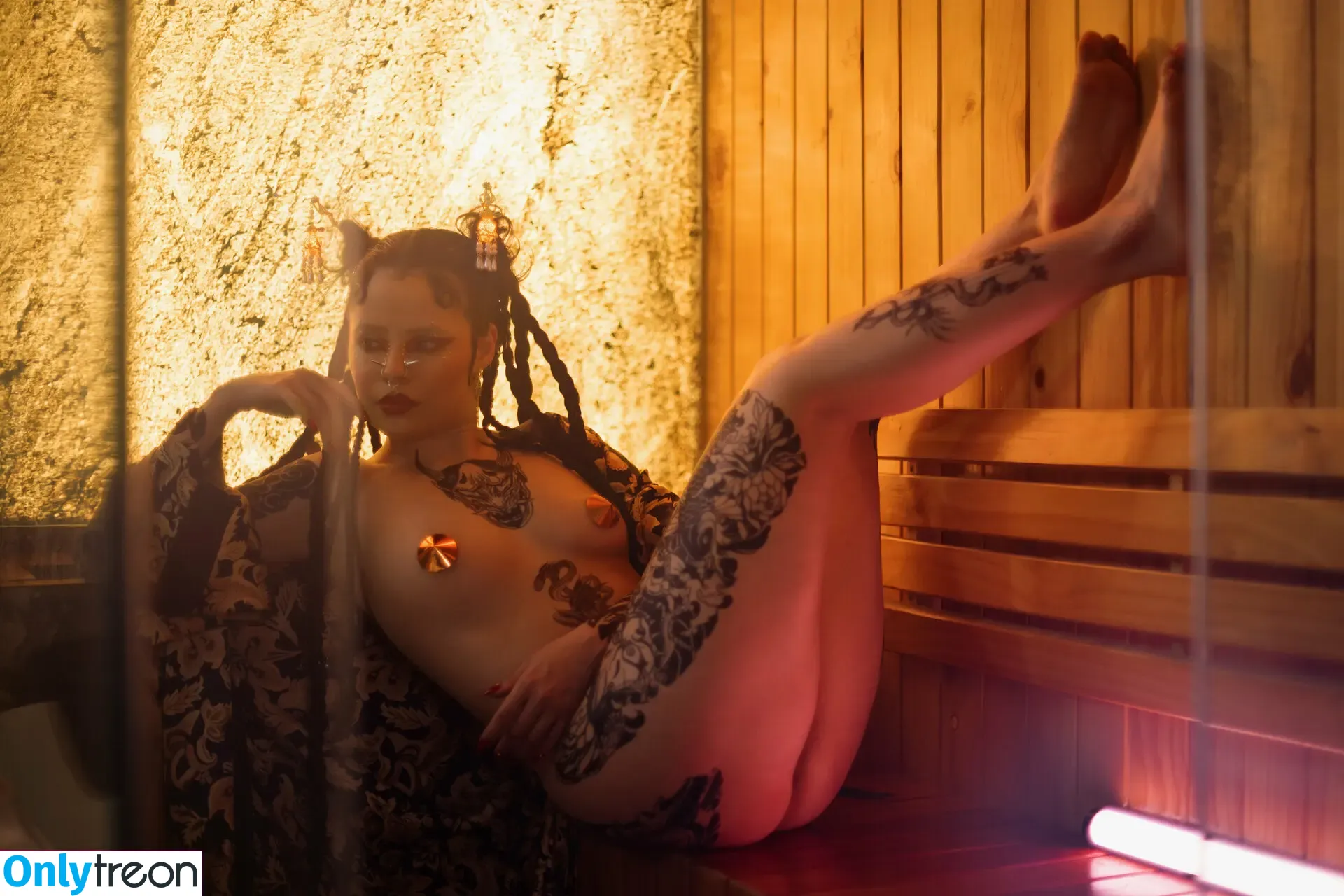 cyberpunkgirl nude photo #0067 (Alessa Goreng / cyberpunk_girls)