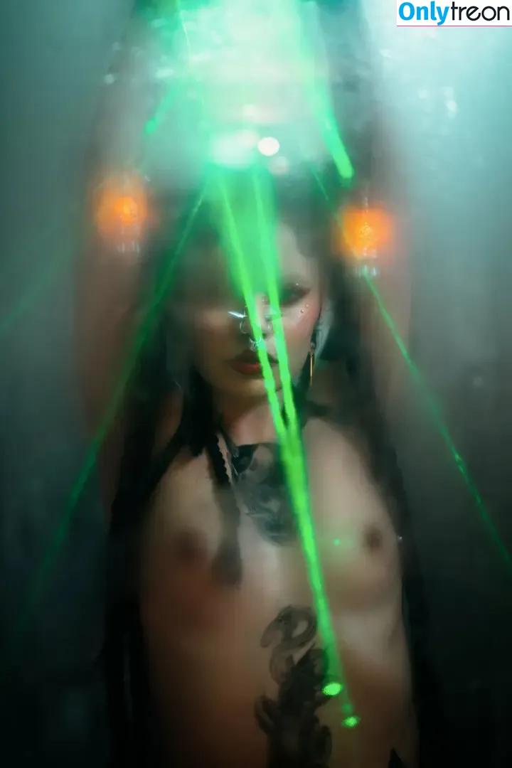 cyberpunkgirl nude photo #0115 (Alessa Goreng / cyberpunk_girls)