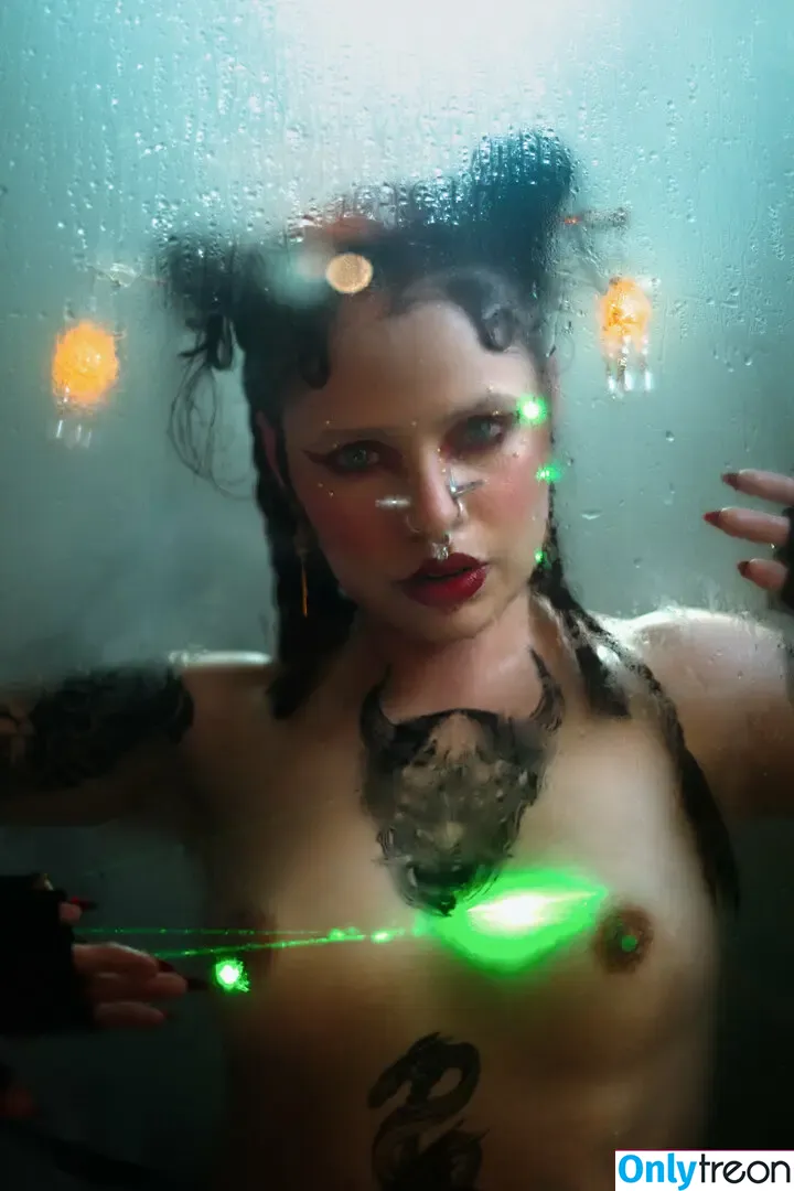 cyberpunkgirl nude photo #0120 (Alessa Goreng / cyberpunk_girls)
