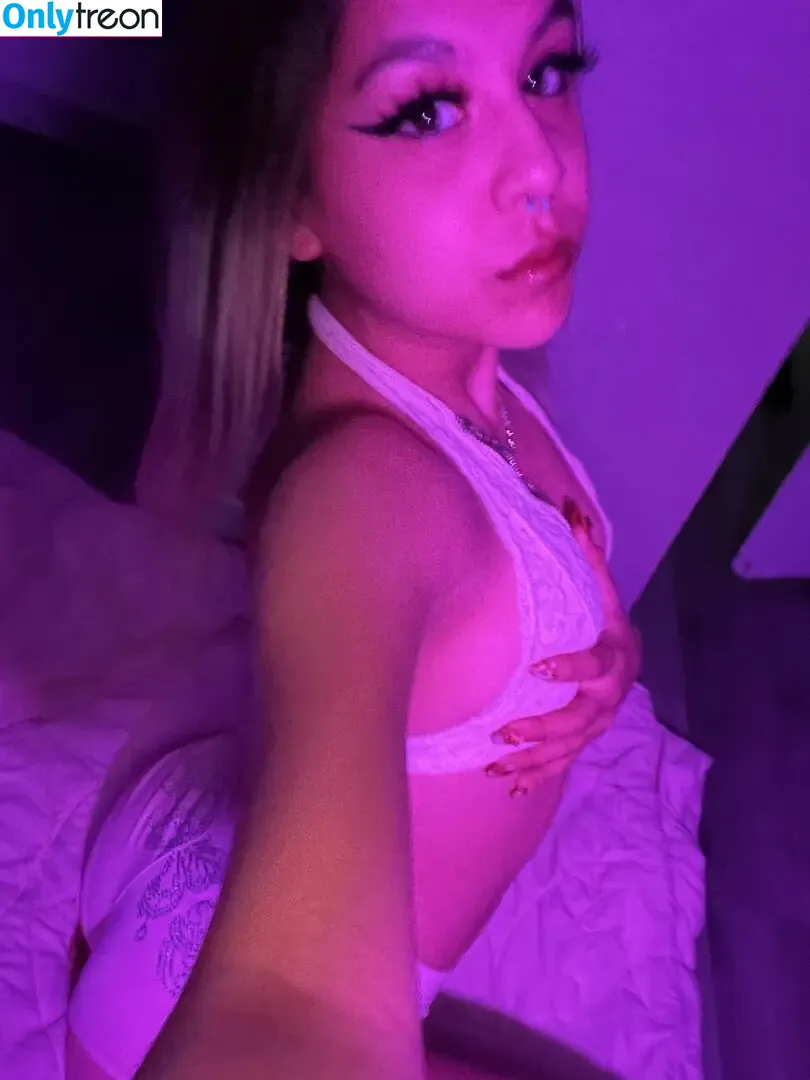 d011.facee nude photo #0025 (d011.facee)