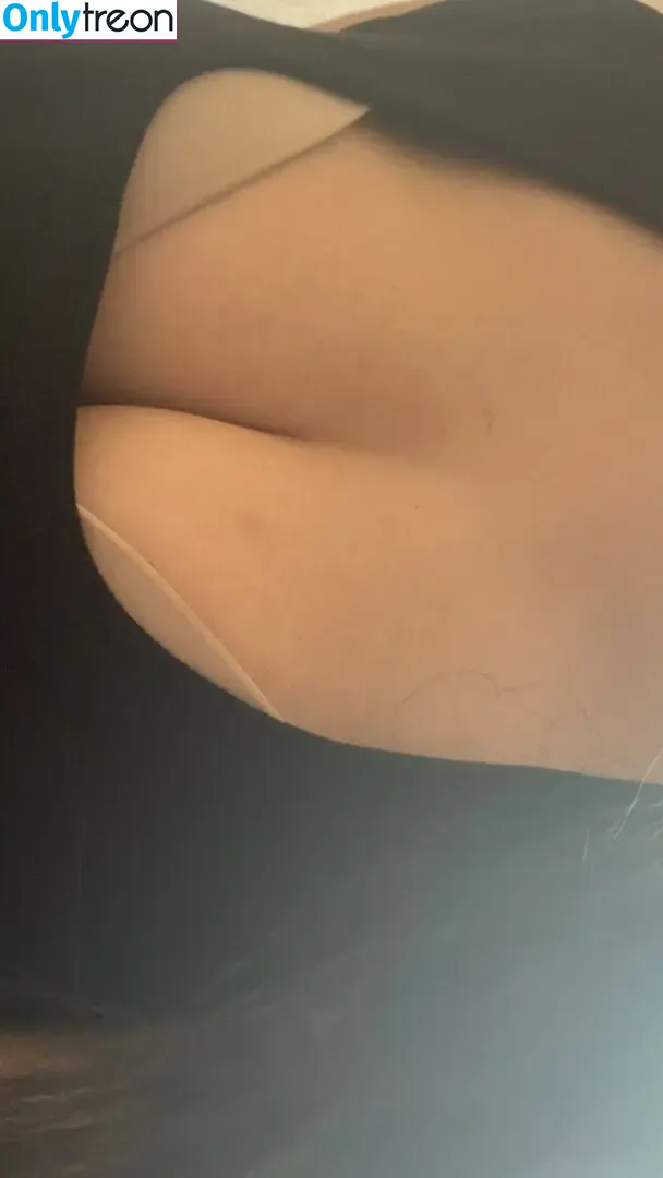 d0eg nude photo #0027 (anawento / ماما ليلو)