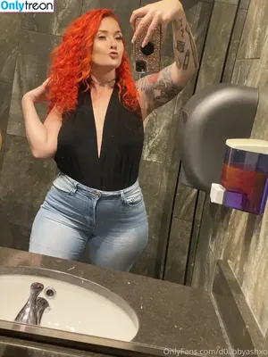 d0llbbyashxo / lil.d00bie nude photo #0029