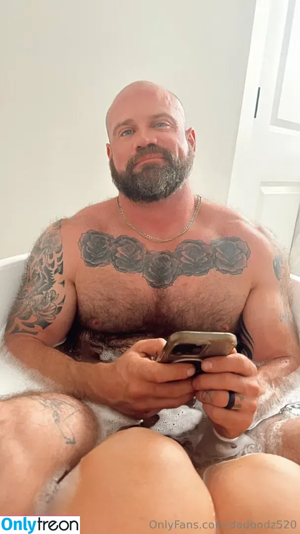dadbodz520 nude photo #0009 (dadbodz520)