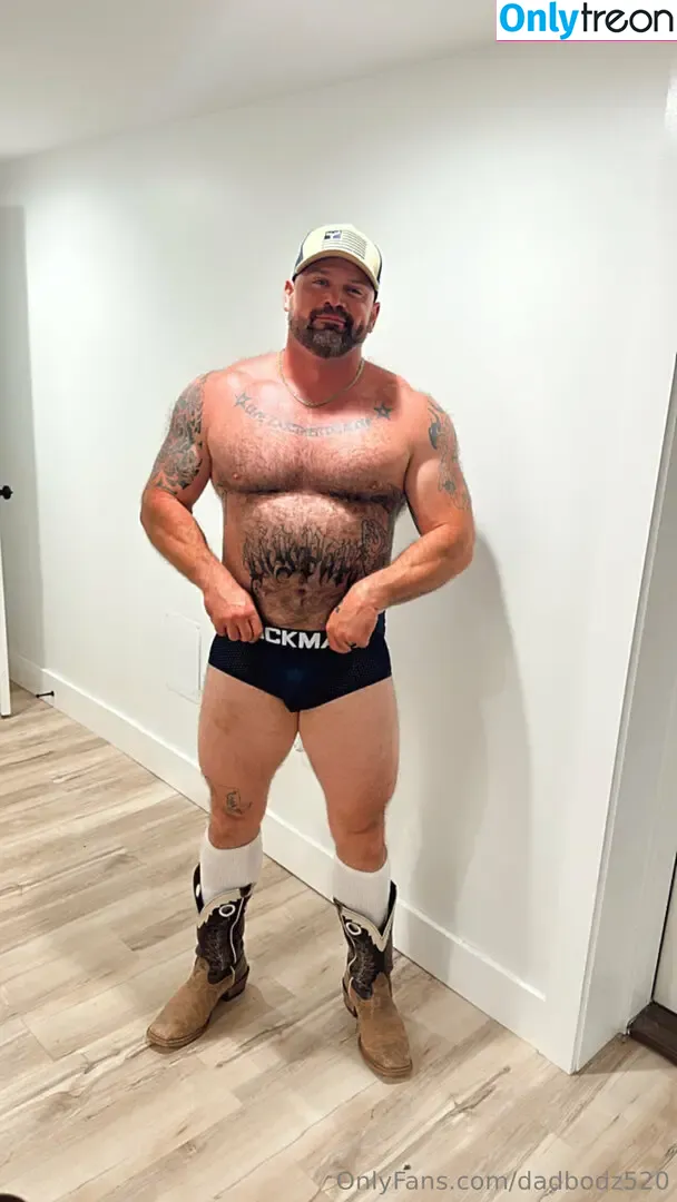 dadbodz520 nude photo #0011 (dadbodz520)