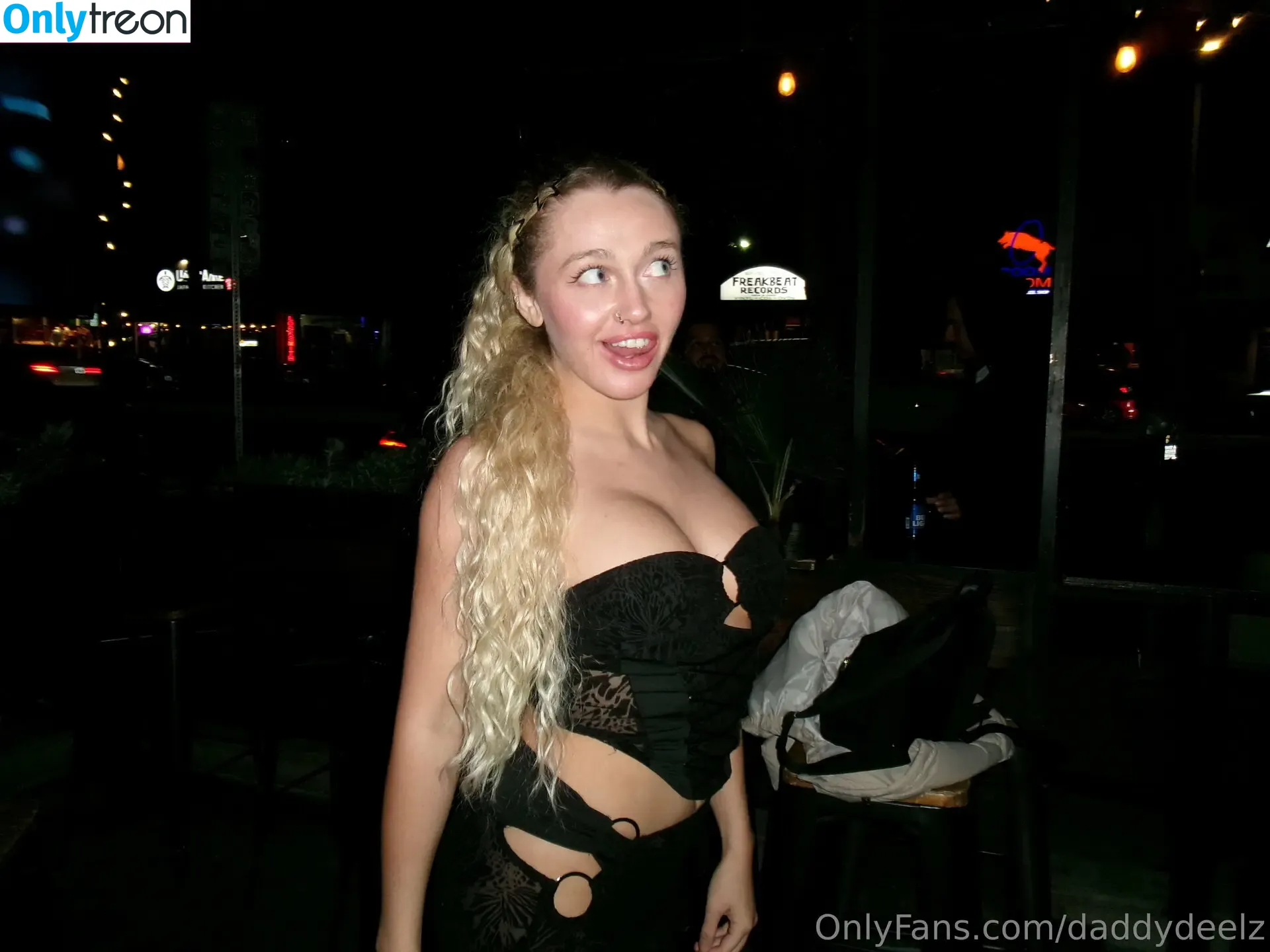 daddydeelz nude photo #0241 (itsdaddydeelz)