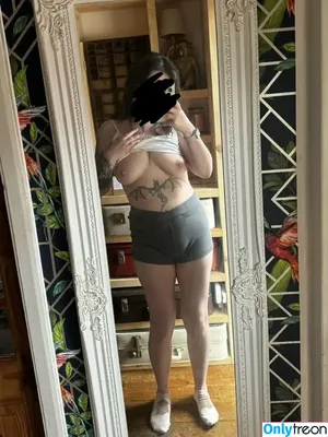 daddysauronn / daddysauronnn nude photo #0002
