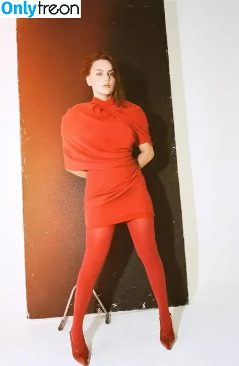 Dafne Keen nude photo #0017 (dafnefeetworld / dafnekeen)