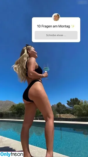 Dagi Bee / dagibee nude photo #0003