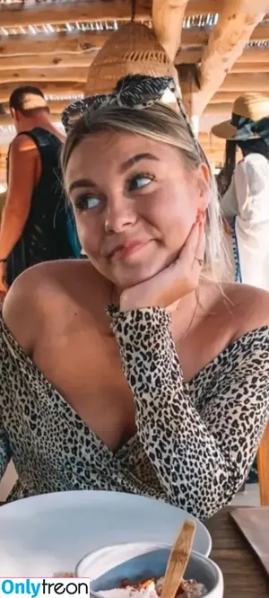 Dagi Bee / dagibee nude photo #0054
