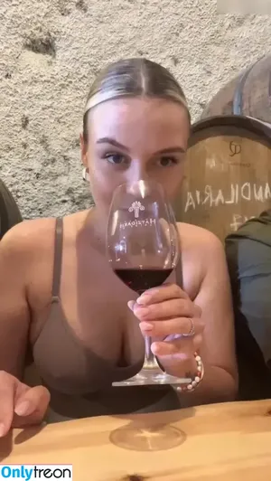 Dagi Bee / dagibee nude photo #0103