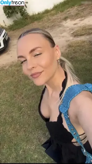 Dagi Bee / dagibee nude photo #0130