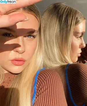 Dagi Bee / dagibee nude photo #0201