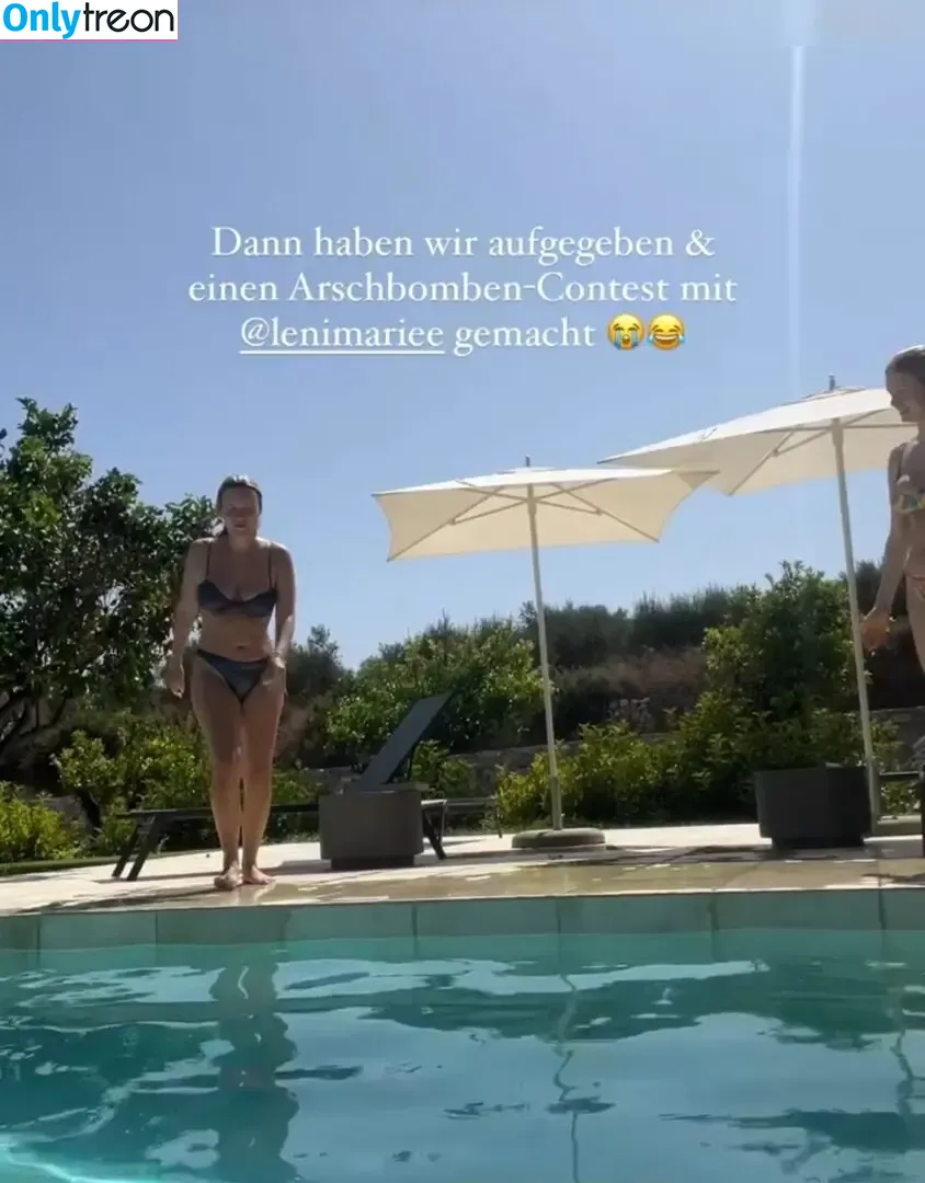 Dagi Bee nude photo #0189 (dagibee)