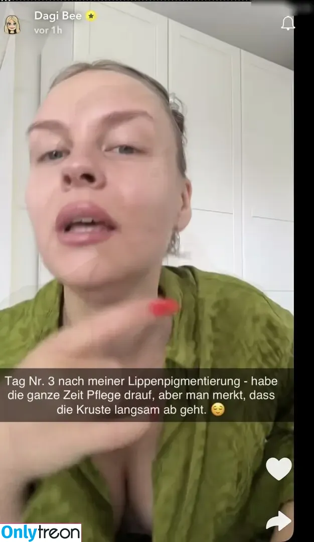 Dagi Bee nude photo #0300 (dagibee)