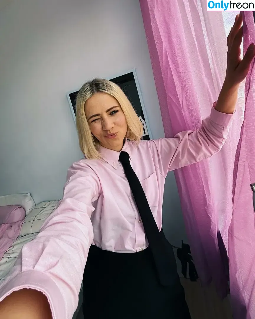 Dagny Norvoll Sandvik nude photo #0061 (dagnymusic)