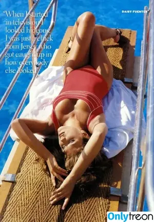 Daisy Fuentes / daisyfuentes / danyela2001 nude photo #0024