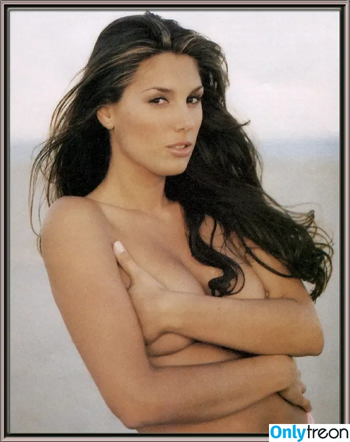 Daisy Fuentes nude photo #0058 (daisyfuentes / danyela2001)