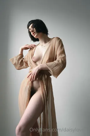 Daisy Love / daisylove97 / daisyyy_loveee nude photo #0142