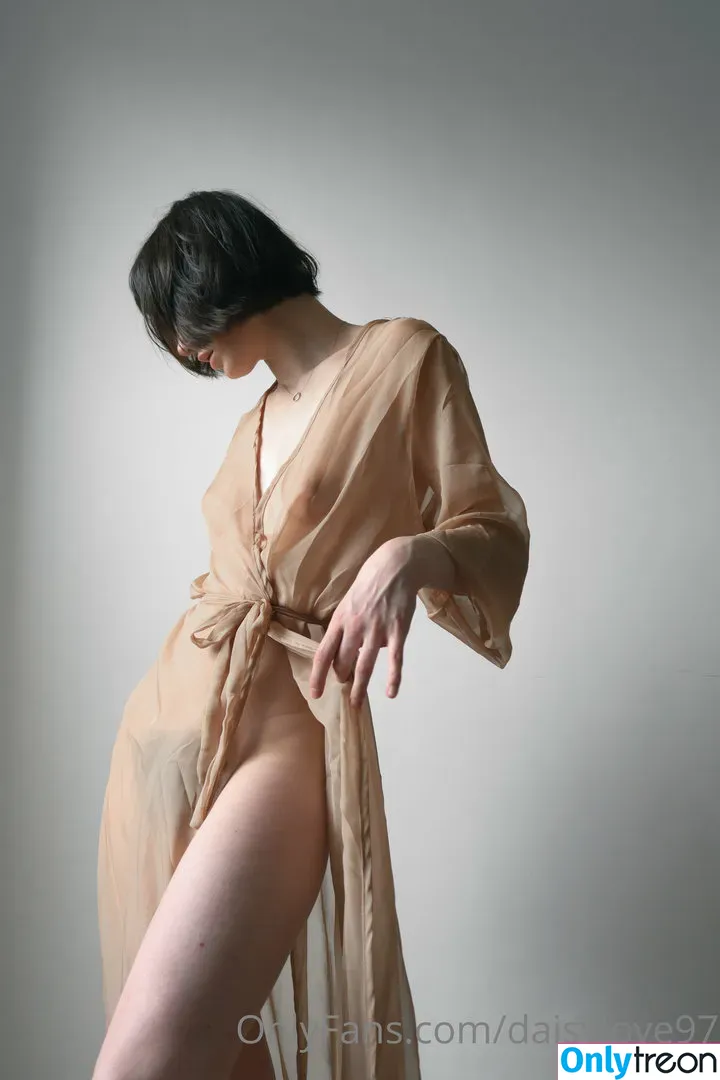 Daisy Love nude photo #0057 (daisylove97 / daisyyy_loveee)