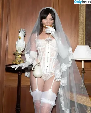 Daisy Lowe / daisylowe nude photo #0158